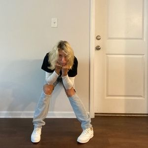 Meet your Posher, Grace